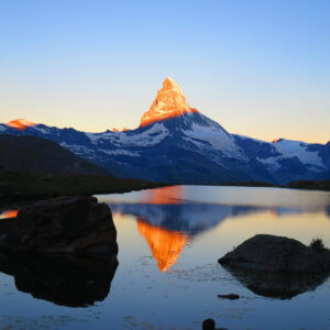 スイスのシンボル「マッターホルン」の魅力と観光の楽しみ方