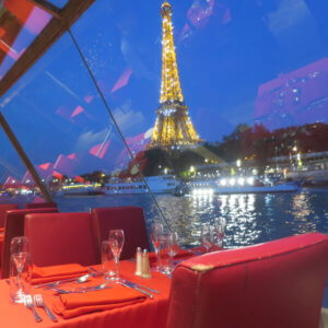 セーヌ河ディナークルーズの車窓｜フランス旅行＠ブループラネットツアー