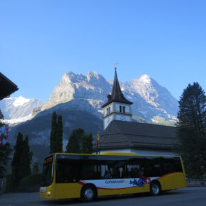 スイスの人気山岳リゾート グリンデルワルドでハイキング＆観光