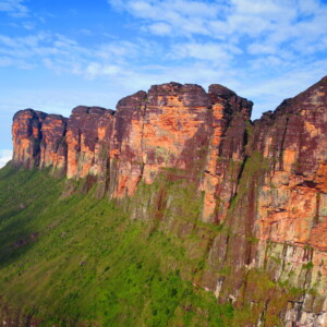 ギアナ高地で登山を楽しもう！「失われた世界」から見える絶景へご案内